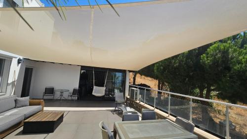 Geris Villa | Villa Sunset