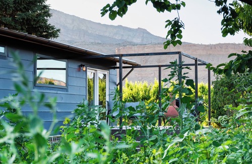 Palisade House | Vinelands Retreat in Colorado's Wine Country