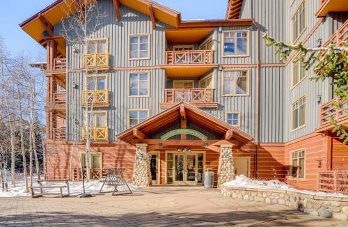Copper Mountain Village House | Walk to Lifts: Copper Mtn Condo in Center Village