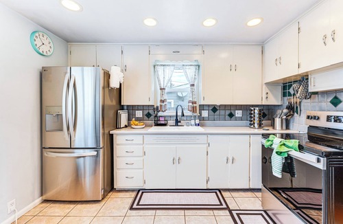 Lafayette House | Walk to Old Town Lafayette! Cozy Couple’s Escape