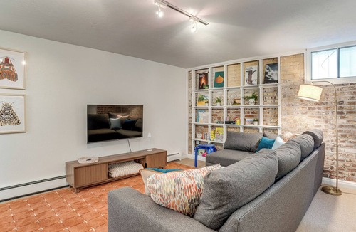 Cheesman Park Apartment | Walkable Apt w/Off-Street Parking in Cheesman!