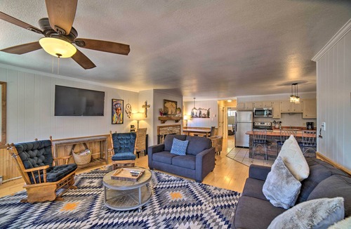 Red River Condo | Walkable Location! Mtn-View Condo in Red River