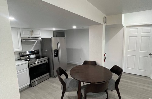 Green Valley Ranch House | Walkout Basement ,Private Entrance,Sleeps 6 ,Near DIA & Golf Club, Free Parking.