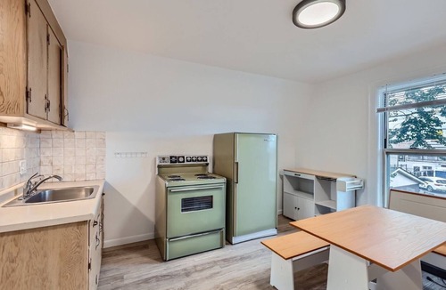 Washington Park West Apartment | Welcome home to the Lincoln Street Retreat!