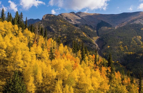 Copper Mountain Village Hotel | West Lake Lodge Hotel Style Room with 2 Beds #304A by RedAwning