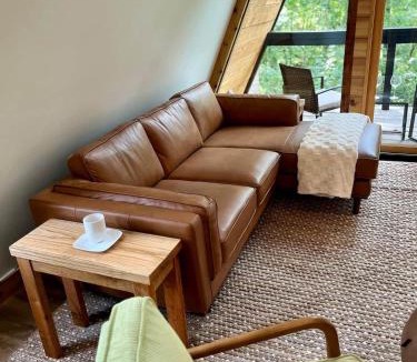 Rogers House | White Oak Haven-Cozy Forest A-frame near Bentonville