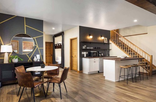 Evergreen Meadows Cabin | Wonder Lodge: Mountain Views, Hot Tub & Fire Pit