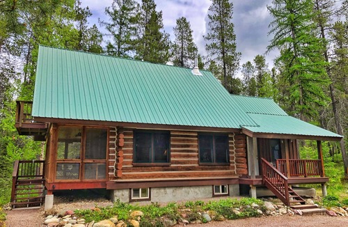 West Glacier Cabin | Wonderful Cabin in the Woods/West Glacier, Near Glacier National Park Entrance