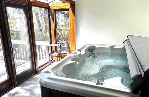 Northeast Colorado Springs House | Wooded Retreat Hot Tub. Private Arcade, Yard Games, Sleeps 12 , 7 Beds, 2Kings