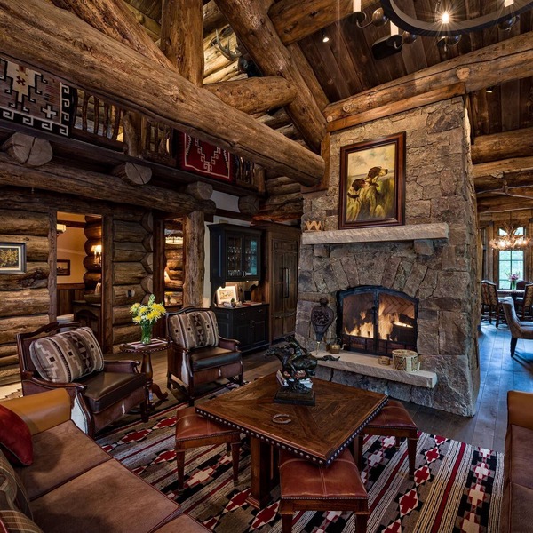 Stunning Destination! Cinema, HotTub, Firepit, BBQ, GameRoom, Solaris Parking!