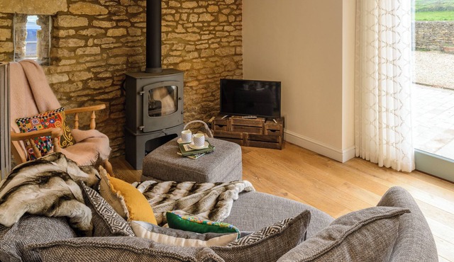 1 bedroom accommodation in Old Sodbury, near Bristol in Bristol
