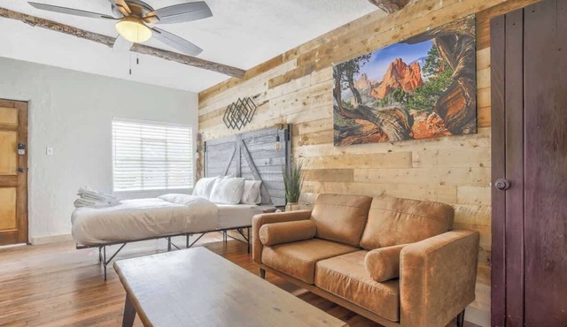 1bd Suite Close to Hiking & Biking