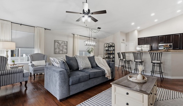 2 Homes, 2 Hot Tubs, Endless Fun for Groups!
