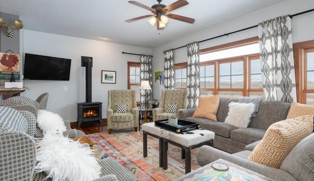 206 Juniper in Granby