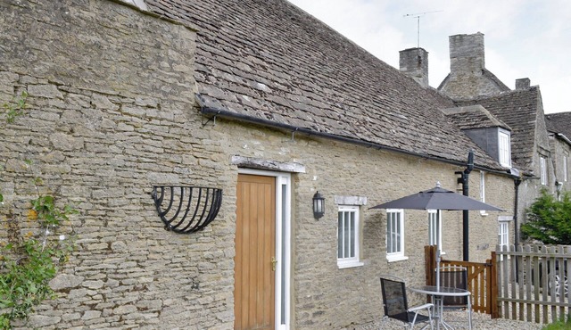 3 bedroom accommodation in Sherston, Malmesbury in Nettleton