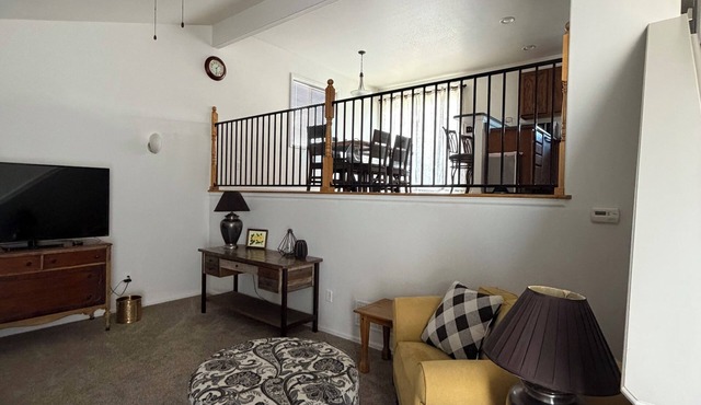 3-bedroom house in gorgeous Pueblo West with cool AC