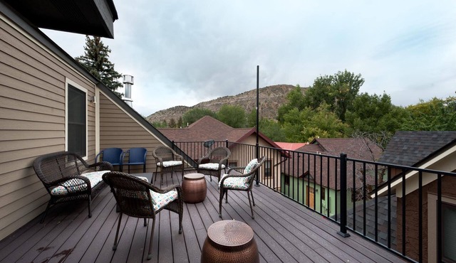 30+ Day - Downtown Durango Townhome - AC/Roof Top Deck w/Views