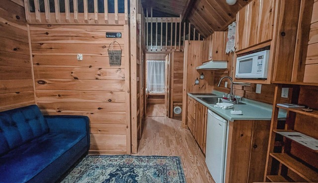 A Cozy Cottage. Your basecamp for ADK adventures in Long Lake