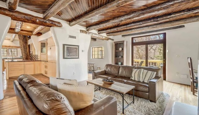 Adobe del Sol! House & Cottage by The Broadmoor!