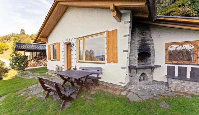 Alpine Hut in Eberstein near Ski Area in Eberstein