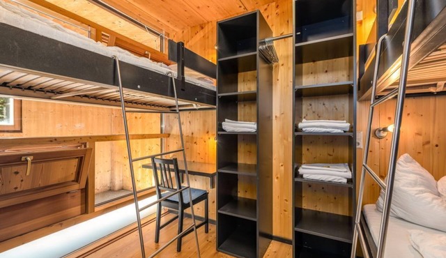 Apartment no. 11, 2 bedrooms, shower, WC - 1-2 nights - "Holzboxen" Planneralm in Planneralm