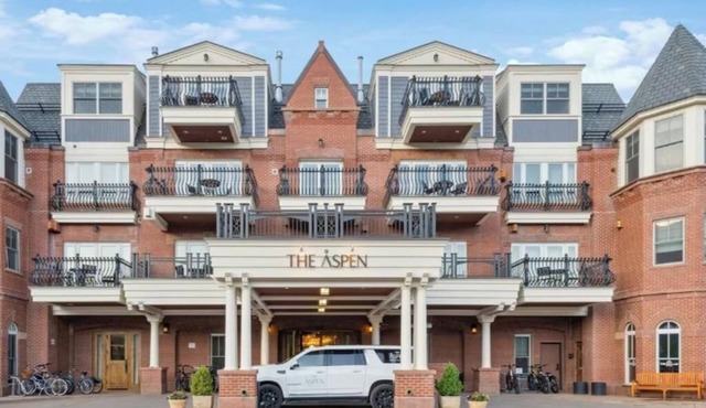 Aspen Mountain Residences - Ski-in/Ski-Out - 1BR Luxury - Mar 20-27, 2027