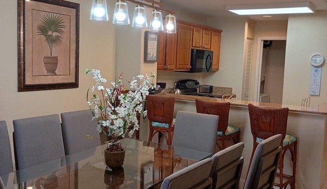 AVAILABLE NOW LOW WEEKLY RATE 2.5 BDR 2BTH NEAR DISNEY LAKEVIEW HOTTUB POOL 119+
