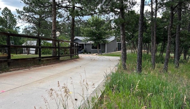 Beautiful 3.5 Acre Private Mountain House Just South of Air Force Academy