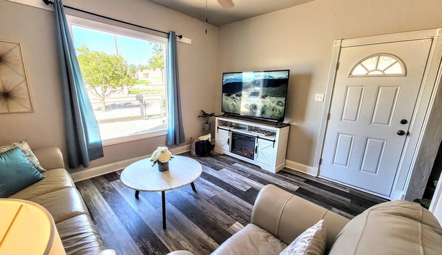 Beautiful Bungalow in Pueblo