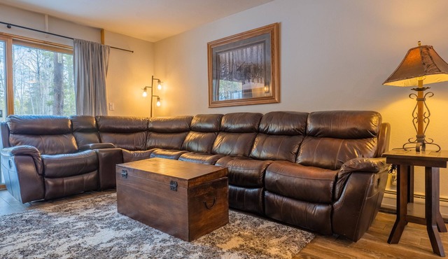 Beautiful Wooded Location Close to Town!