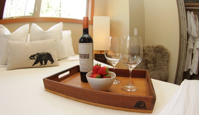 Black Bear Guesthouse in Tofino