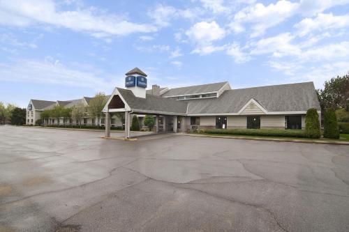 Boarders Inn & Suites by Cobblestone Hotels - Faribault in Faribault