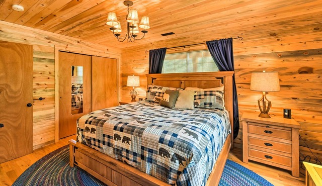 'bobcat Trail Cabin' on 3 Acres in Como!
