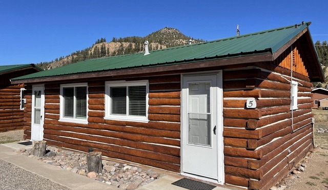 Cabin #5 at Aspen Ridge Cabins in mountains near Rio Grande River