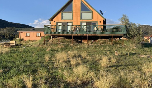 Cabin Located In The Heart Of The Rockies
