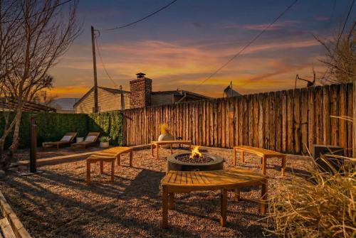 Carson Camp Gym Workstations & Fenced Yard