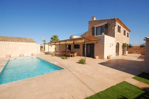 Casa Coco in Es Llombards