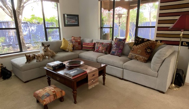 Casa Lirio - 3BR, beautiful courtyard, 15mins from Plaza