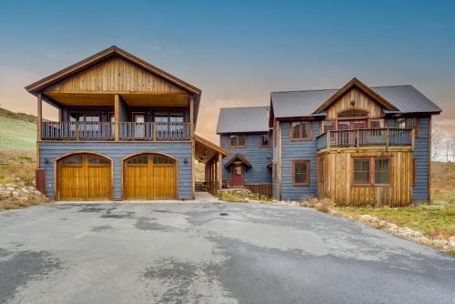 'CB Trailhouse' - Walk to Meridian Lake!