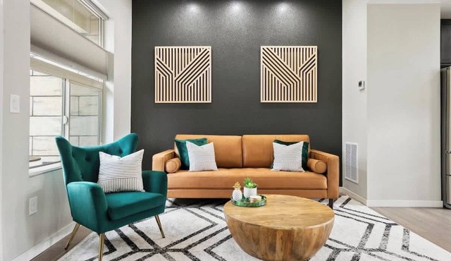 CentralPark/Relocation-Ready 2BR/Near DIA/Dog OK