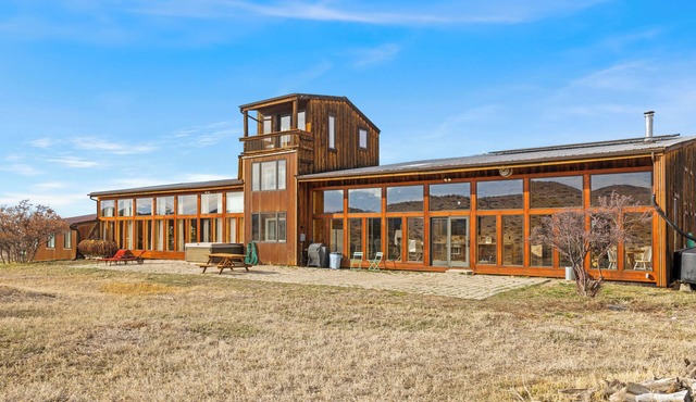 Charming 3-bedroom at Mountain View Lodge in wonderful Norwood for your getaway