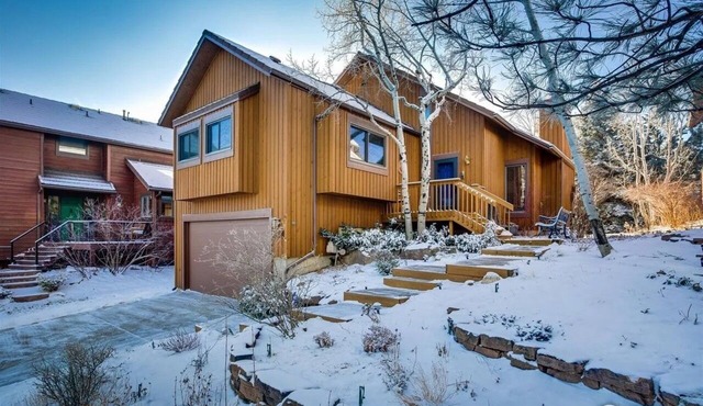 Charming 3-bedroom house in highly attractive south Boulder on open space. in Boulder