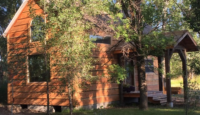 Close to Bear World , Heise Hot springs , West Yellowstone and Jackson Hole. in Rexburg