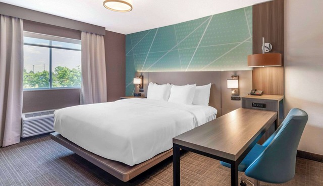 Comfort Inn & Suites Saratoga Springs in Saratoga Springs