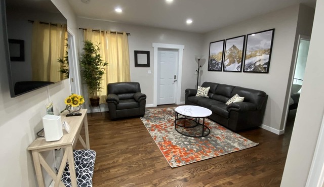 Cozy 3BR Littleton Home: 2Kings + Queen Beds/Pet Friendly/Walkable!