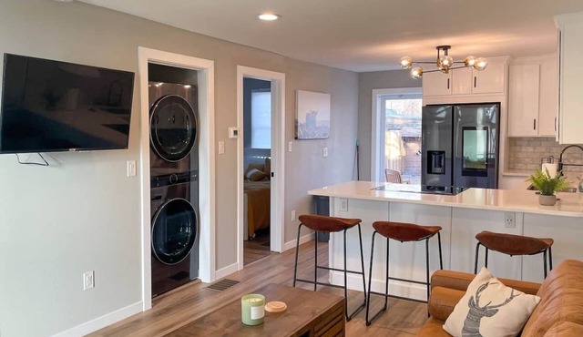 Cozy home minutes from Downtown and Sloans Lake