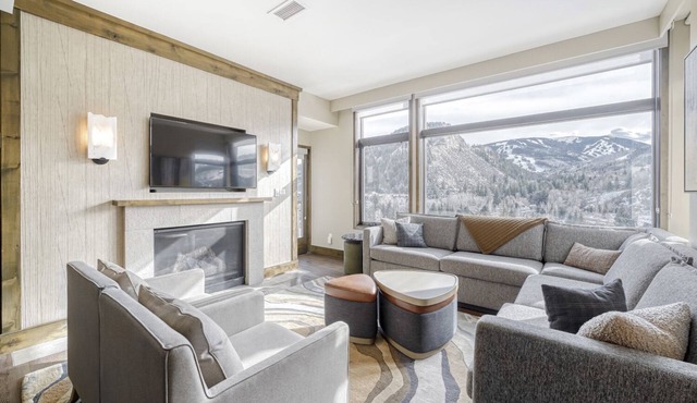 CRBC - Riverfront 2BR Resort Suite, Ski-In/Out, Ski Valet, Hot Tub, Pool, Spa