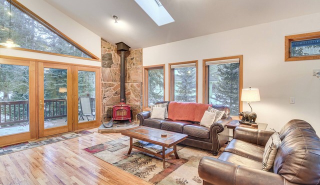 Creekside Colorado Getaway: Hike, Explore + Unwind
