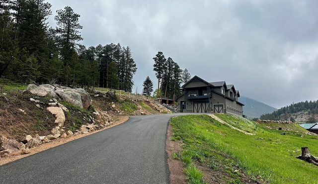 Dandy’s Ranch. Dream Mountain Home!