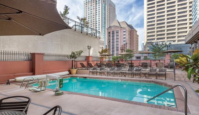 Downtown Seattle 1BR Hotel Unit at WorldMark Camlin – Classic City Stay in Seattle